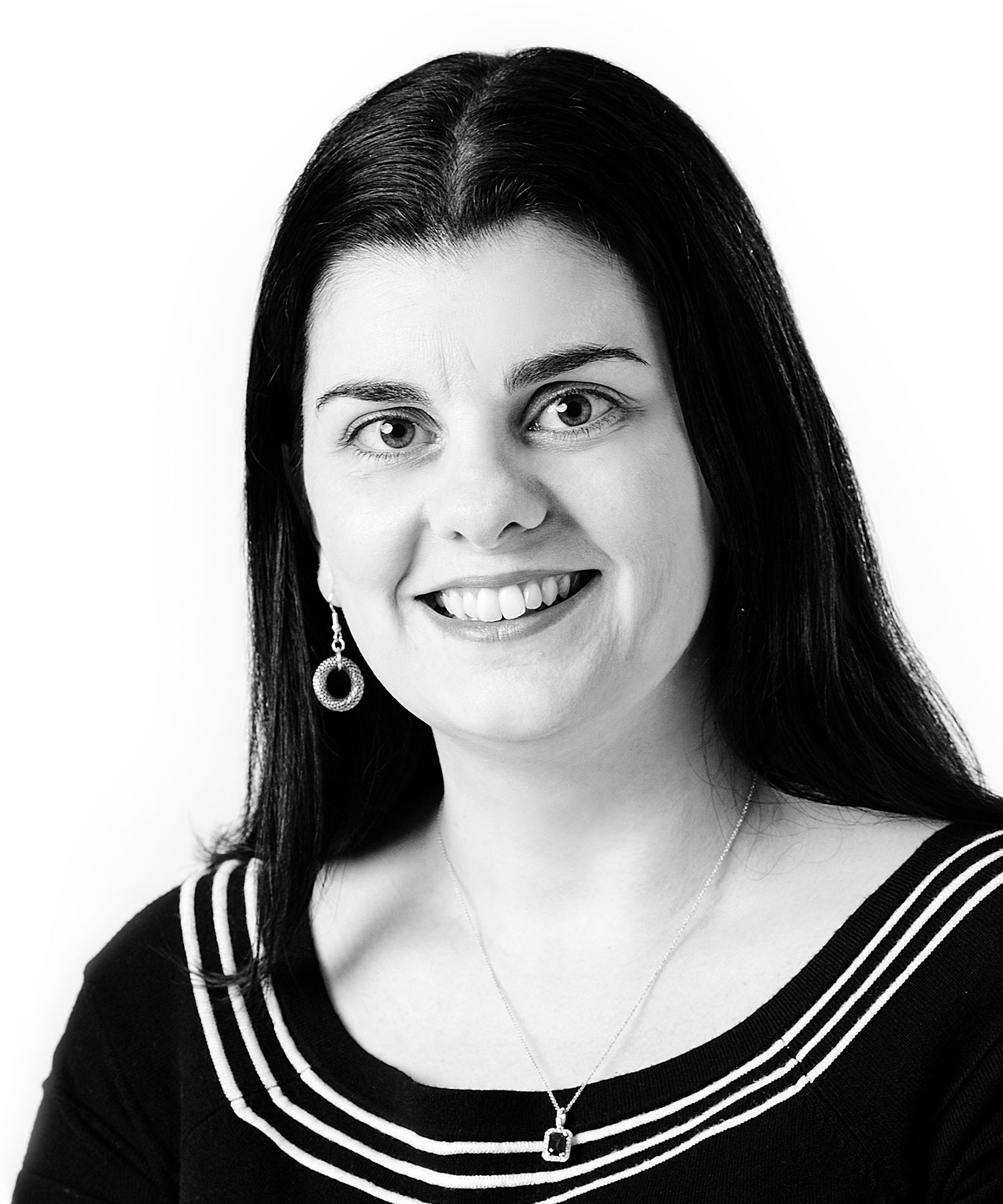 Maureen Howarth, Senior Manager, Investment Reporting at Sage Financial Group. Headshot photograph of Maureen Howarth smiling and looking directly at the camera, wearing professional attire.